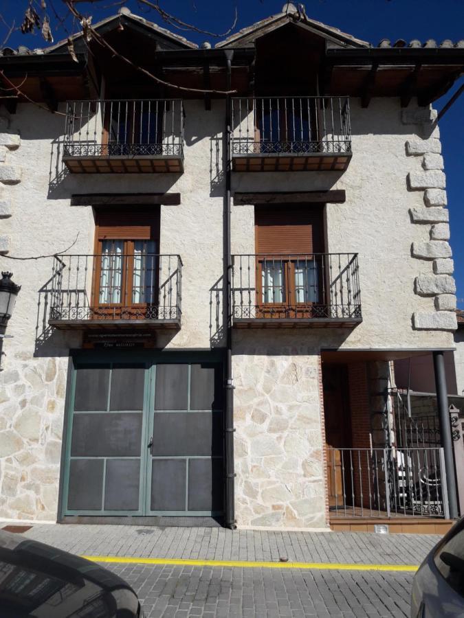 Zaguan Guest House Rascafria Luaran gambar